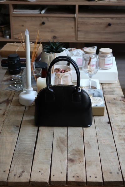 Moom Bag Women's Black Shoulder Bag with Adjustable Strap and Handle