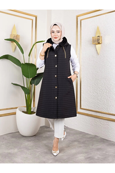 AZRA BUTİK Златисто жиле с детайли Черно