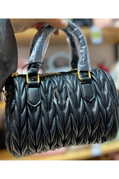 RANO-BOUTİQUE A distinctive women's handbag and shoulder bag with a charming ...