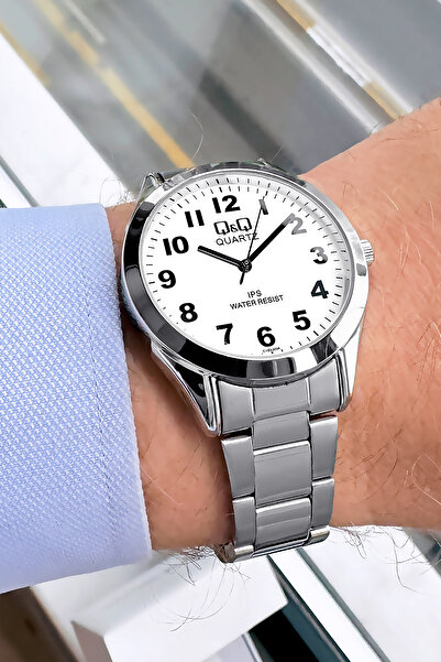 Q&Q Original Quartz Men's Wristwatch Waterproof Silver Color Steel Band - Gift Bracelet Qqeg2001C2