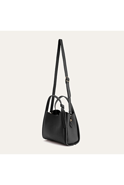 Mudo Leather Look Shoulder Bag