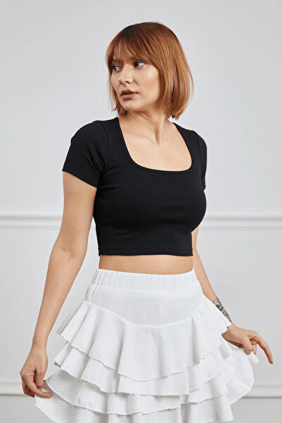 Kadın Rahat Slim Fit Esnek Kare Yaka Siyah Crop Body