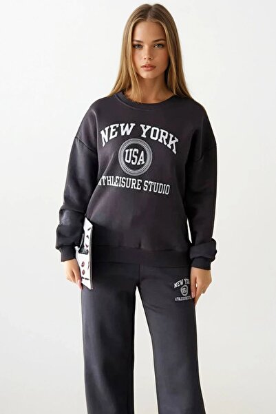 VAGGON Women's Anthracite Printed Oversized Sweatshirt and Wide Leg 3 Thread Tracksuit Set Vs01403