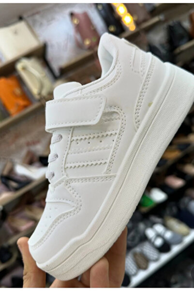 1way حذاء سبورت ابيض