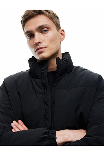 Koton Зимовий пуховик з високим коміром, кишенями та блискавкою