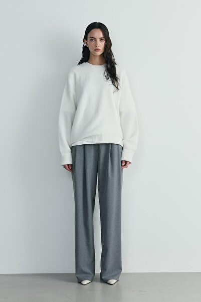 Suud Collection Ecru Bella Oversized Sweater