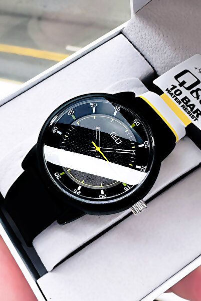 Q&Q Original Men's Wristwatch 10 Atm Water Resistant Black Color Silicone Band - Gift Bracelet Qqe2002C2