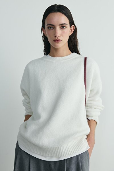Suud Collection Ecru Bella Oversized Sweater