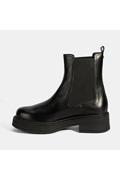 Desa Kadın Siyah Lastikli Deri Chelsea Bot