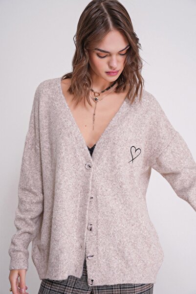 Mixray 6953 Women's Oversized Wool Blend Premium Heart Embroidered Cardigan Sand Marn