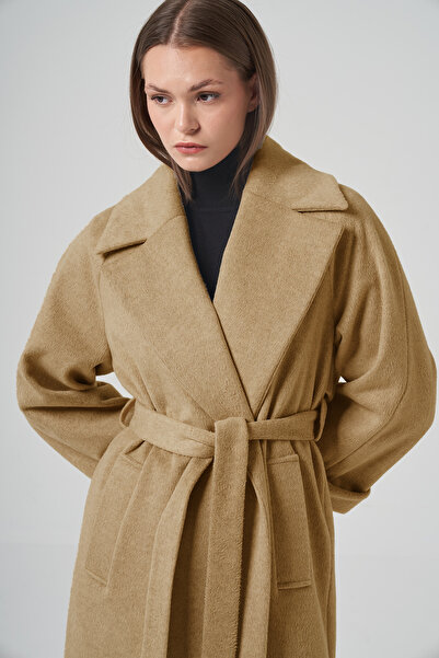 Ceremony Cashmere Coat with Zipper Detail on the Back 6832 Camel