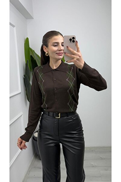 TUNAM BUTİK 5044 سترة تريكو رفيعة منقوشة هندسياً باللون البني