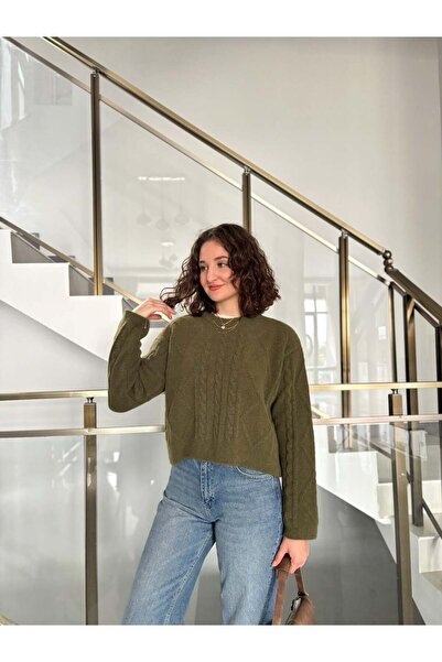 Sude Kızanlıklı Плетен пуловер с самонанесени шарки