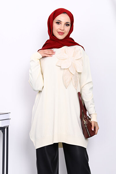 İmajButik Κρεμ Πλεκτό Τούνικ με Λεπτομέρεια Λουλουδιών από Κρύο Νήματα