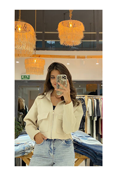 BellaVita Botuique Krem Fermuarlı Crop Ceket