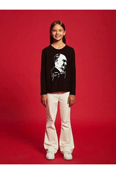 LC Waikiki LCW Kids Kırmızı Bisiklet Yaka Atatürk Baskılı Kız Çocuk Tişört