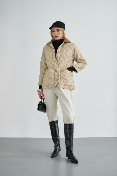 Molly Nelly Women's Quilted Velvet Collar Detailed Coat