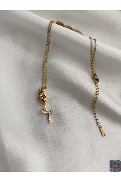 uyguntakıaksesuar Güllü Taşlı Kolye – Romantik & Şık Kararmayan Kolye