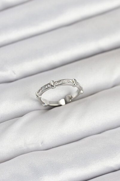 Skygo Brass Silver Color Bone Model Zircon Stone Women's Ring - Tj-Byk3889