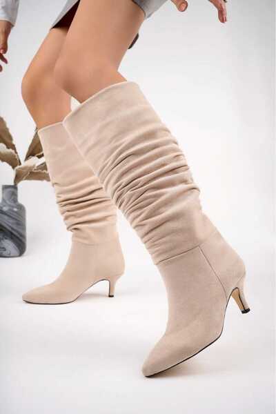 moun shoes Жіночі бежеві замшеві черевики на тонкому каблуці з блискавкою до коліна