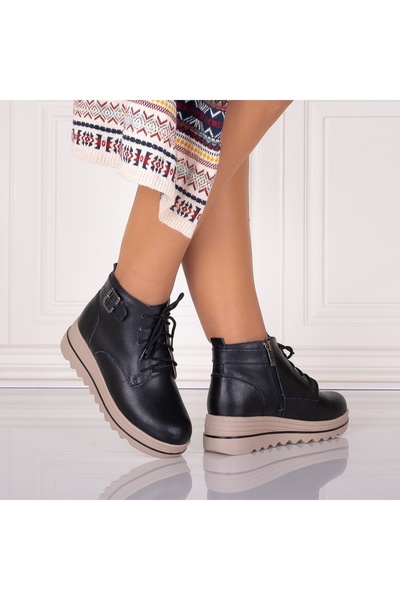 Botinelli Ghete negre de blană pentru femei, din piele naturală , Galesia, mă...