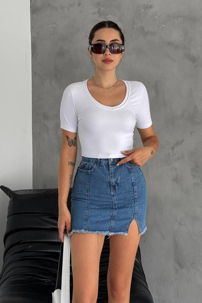 Noa Noa Women's Wide Neck Fit Crop Body – Simple & Powerful Style