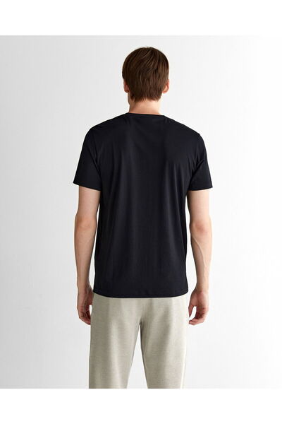 Gant Men's Black Regular Fit Crew Neck T-Shirt