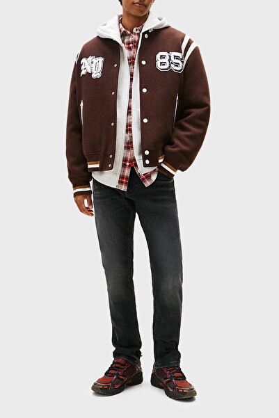 Tommy Jeans Bavlněné džíny Slim Fit s normálním pasem a zúženými nohavicemi Pánské DŽÍNOVÉ KALHOTY DM0DM22455 1BZ