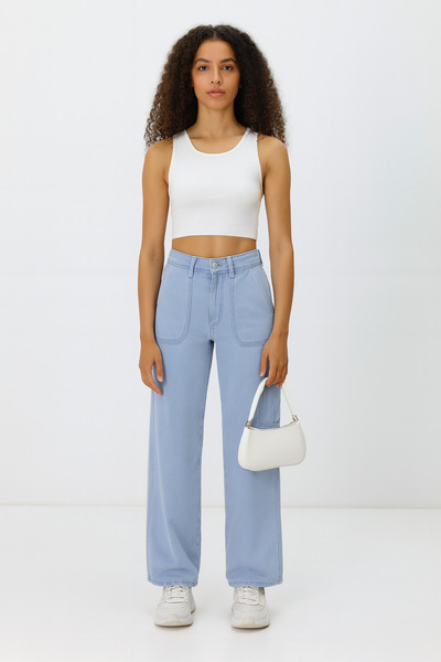 The Velavois Women's Cargo Pocket Jeans