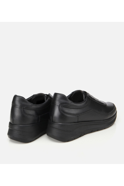 Hotiç Kadın Deri Siyah Lastik Detaylı Dolgu Topuklu Günlük Loafer