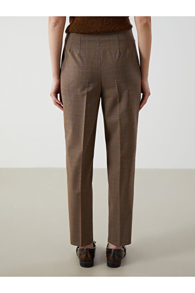 LC Waikiki Καφέ ψηλόμεσο καρό γυναικείο παντελόνι με κομμένο καρότο