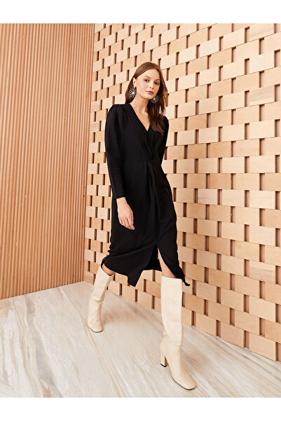 LC Waikiki Peak Yeni Sezon V Yaka Düz Uzun Kollu Elbise