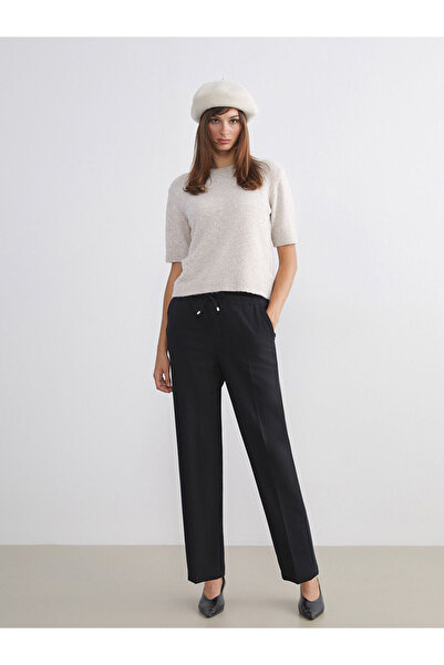 LC Waikiki Beli Lastikli Havuç Kesim Kadın Pantolon