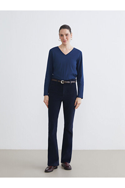LC Waikiki LCWAIKIKI Classic Dar Fit Kadife Kadın Pantolon