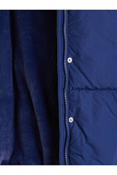 LC Waikiki Vizyon New Season Hooded Girl's Puffer Jacket