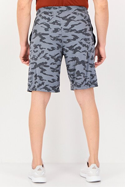 Under Armour Men Loose Fit Training Camouflage Shorts, Multicolor
