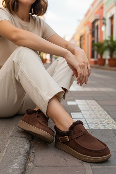 M&B М'яка хутряна підкладка та замшевий вигляд. Легка підошва та застібка. Лофер.