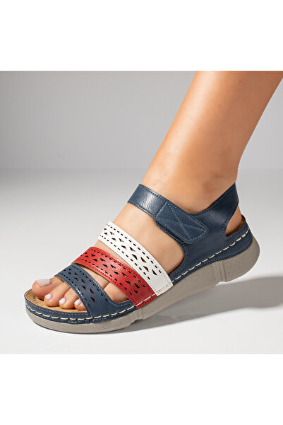 BMoD Sandale albastre pentru femei cu perforații și închidere cu velcro MOD11580