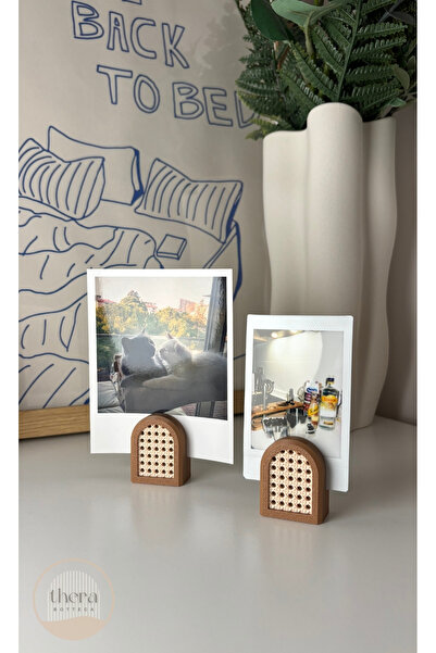 Thera Bottega RATTAN STAND Rattan Görünümlü Plastik Polaroid Fotoğraf Standı ...