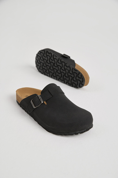 Tonny Black Men's Black Thick Poly Sole Buckle Front Closed Slippers