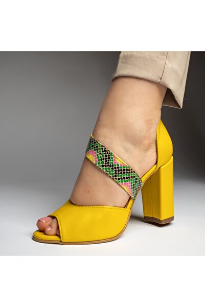 BMoD Women's yellow genuine leather sandals with block heel and elastic strap MOD13083