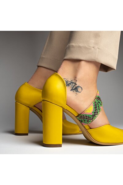 BMoD Women's yellow genuine leather sandals with block heel and elastic strap MOD13083