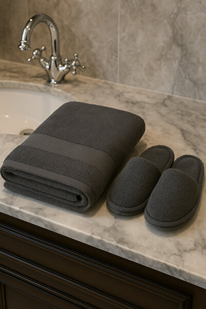 LaraLisa 100% Cotton 70X140 cm Bath Towel (Non-Slip Towel Bath Slippers Gift)