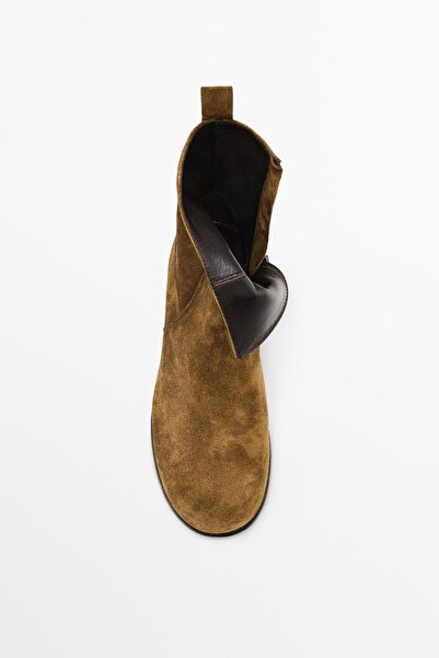 Massimo Dutti Fırçalanmış dokulu deri bot