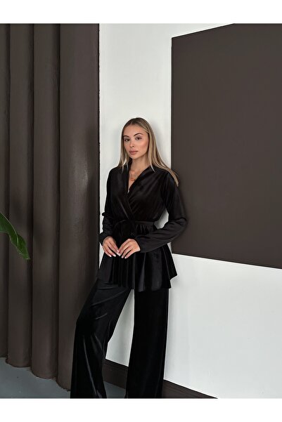 verabelle Velvet Fabric Shoulder Padded Stylish Double-Breasted Suit with Belt Detail