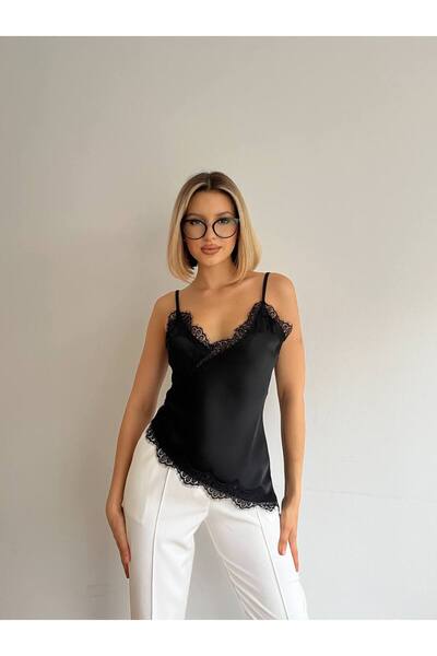 Lady Pixie Κομψή μπλούζα με λουράκια με δαντέλα