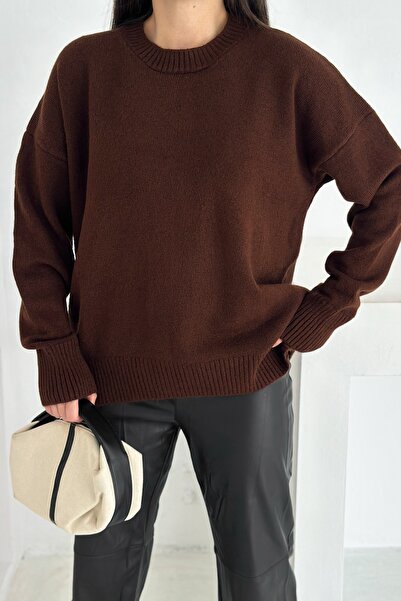 FEMELLE Women's Brown Standard Size Oversize Knitwear Sweater