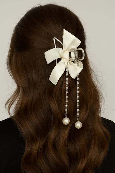 TAKIŞTIR Silver Color Ribbon Figured Pearl Detailed Metal Latch Buckle