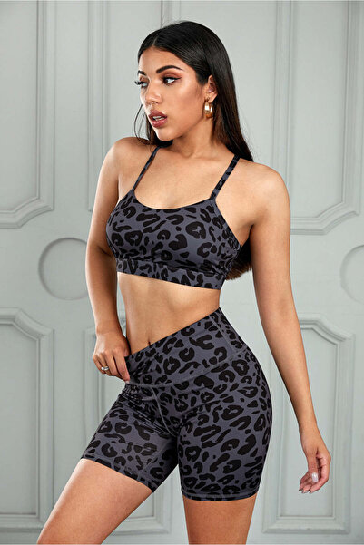 WildFashion Спортен/ежедневен комплект от топ и шорти с леопардов десен H719-61