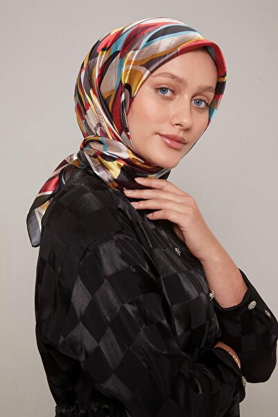 Levidor Black-Gold Floral Pattern Crystal Scarf